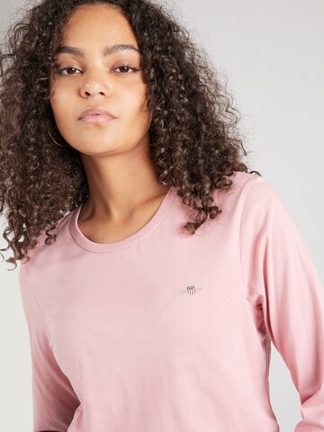 GANT T-shirt i rosa