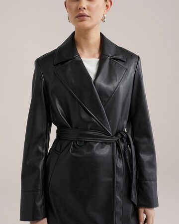 Giacca di mezza stagione di WE Fashion in nero
