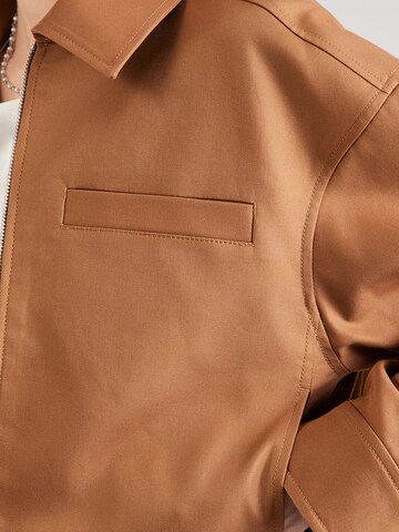 & Other Stories Демисезонная куртка в Коричневый