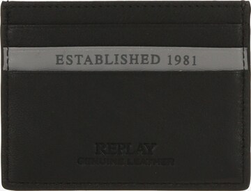 REPLAY Case in Black: front