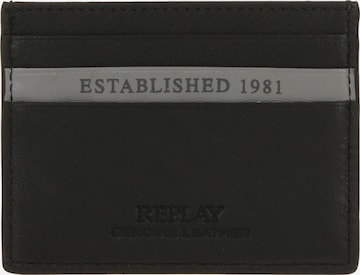 REPLAY Case in Black: front