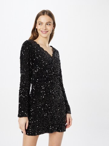 Rochie de cocktail de la Dorothy Perkins pe negru: față