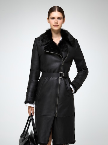 V S P Vinterfrakke 'Lyza' i sort