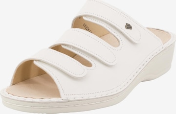 Finn Comfort Mules 'PISA' in White: front