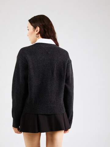 Tommy Jeans Sweater in Black
