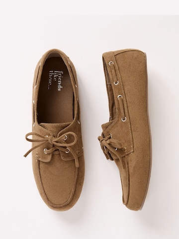 Friends Like These - Mocassins em bege