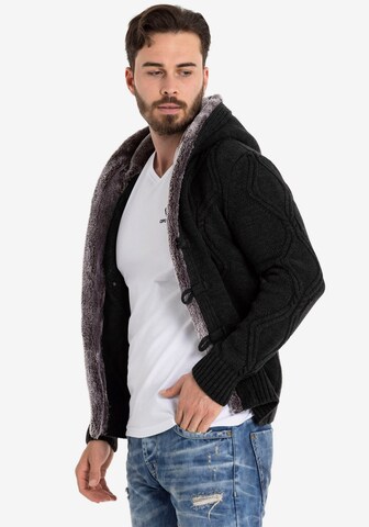 CIPO & BAXX Strickjacke in Schwarz