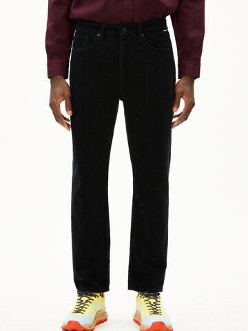 ARMEDANGELS Loose fit Trousers in Black: front