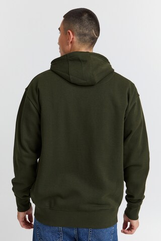 !Solid Zip-Up Hoodie in Green