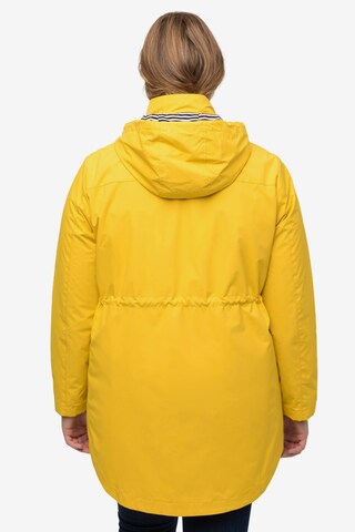 Veste fonctionnelle Ulla Popken en jaune