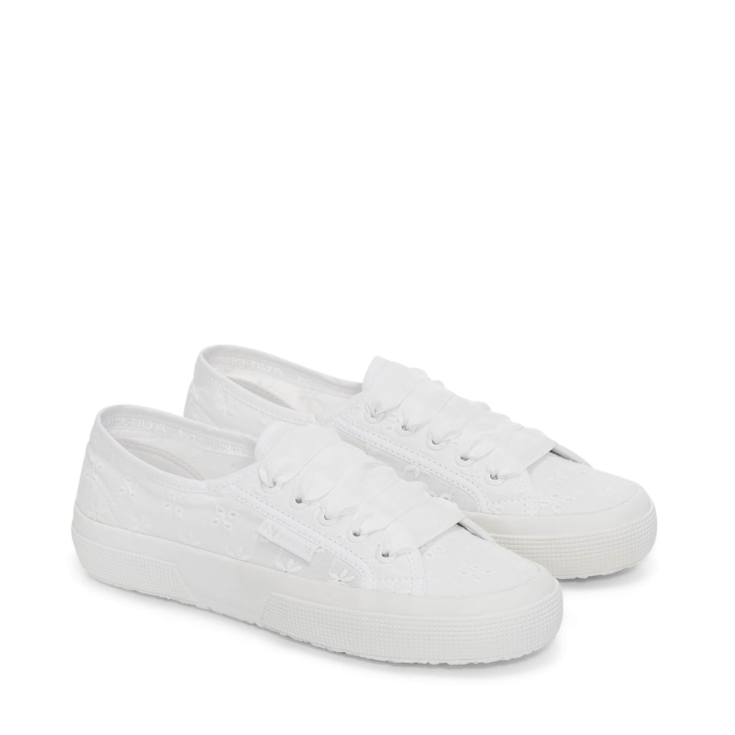 Sneaker bassa di SUPERGA in bianco