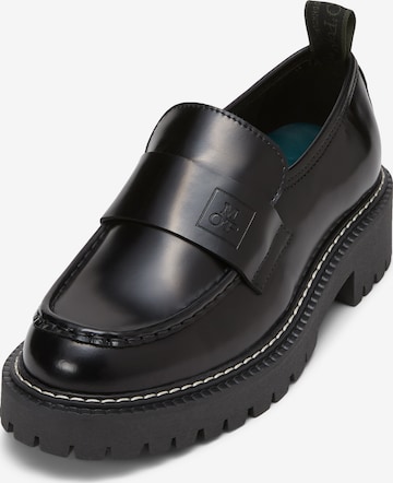 Marc O'Polo Classic Flats in Black: front
