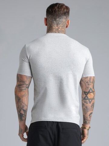 Maglietta di SikSilk in grigio