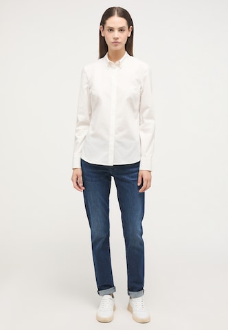 | YOU MUSTANG ABOUT Bluse in Offwhite