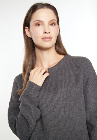 usha WHITE LABEL Pullover in Grau