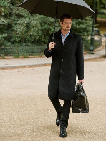 Manteau d’hiver TRAPP en noir