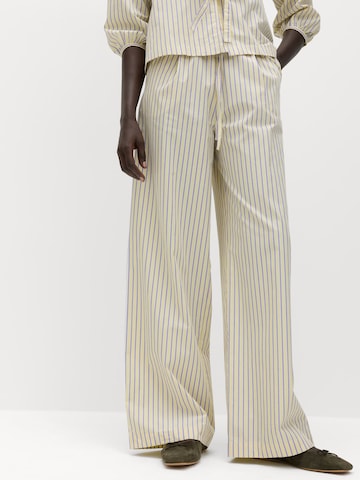 Marks & Spencer Loosefit Hose in Beige: Vorderseite