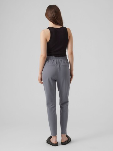 VERO MODA Tapered Pleat-Front Pants 'Eva' in Grey