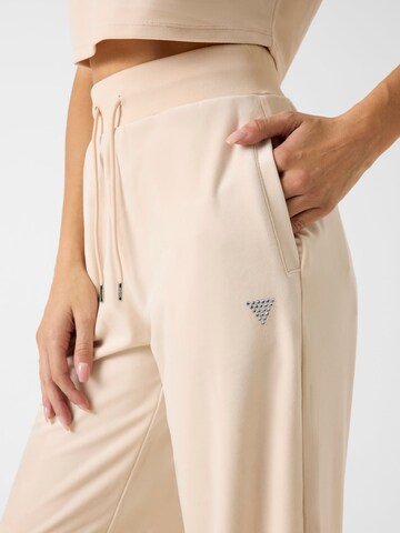 GUESS Loosefit Hose in Beige