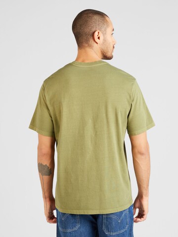 LEVI'S ® Paita 'SS Pocket Tee RLX' värissä vihreä