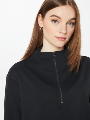 Sweat-shirt Calvin Klein en noir