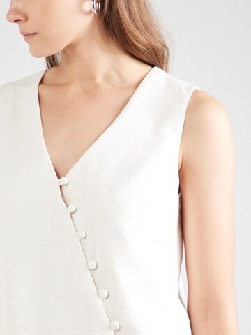 TOPSHOP Blouse in White