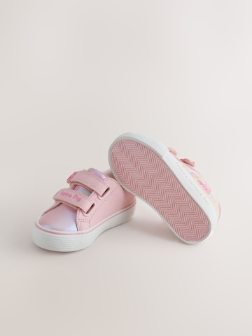 Sneaker 'Peppa Pig' di Next in rosa