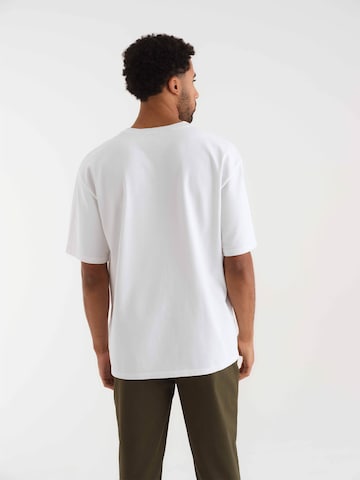 ABOUT YOU x Kevin Trapp - Camiseta 'Lorenz' en blanco