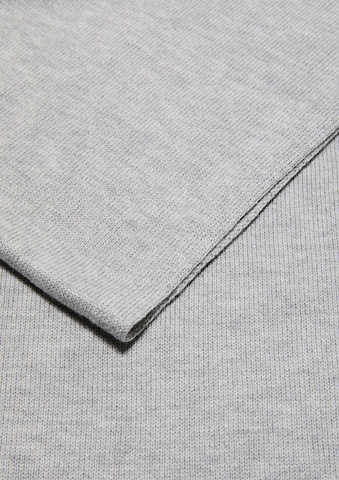 s.Oliver Scarf in Grey: back