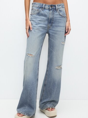 Pull&Bear Flared Jeans in Blau: predná strana