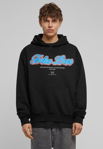 MT Upscale Sweatshirt 'F*ke L*ve' in Zwart: voorkant