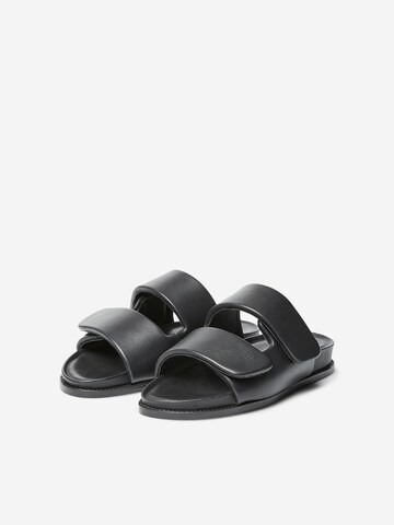 VERO MODA Pantolette in Schwarz