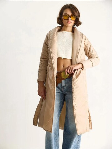 Cappotto di mezza stagione di Bianco Lucci in beige