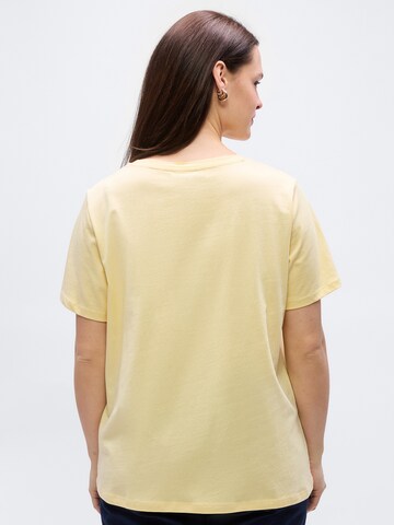 ONLY Carmakoma Majica 'CARZENIA' | rumena barva