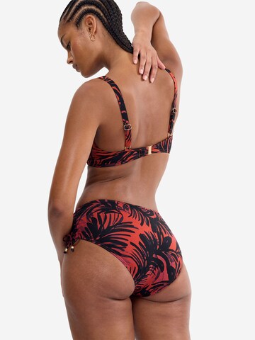 TRIUMPH Balconette Bikinitop ' Red Label Summer Palm ' in Bruin