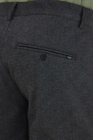 Casual Friday - regular Pantalón plisado 'JANIS' en gris