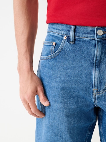 Next Regular Shorts in Blau