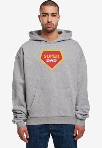 Merchcode Sweatshirt 'Fathers Day - Super Dad' in Grijs: voorkant