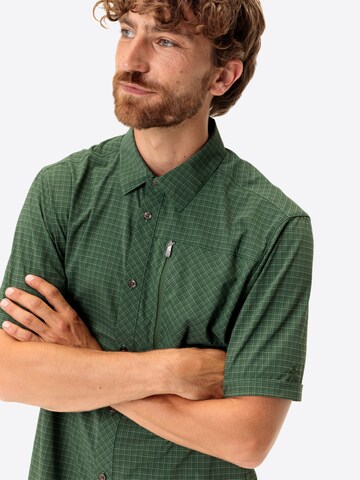 VAUDE Regular fit Athletic Button Up Shirt 'Seiland ST IV ' in Green