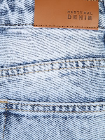 Nasty Gal Petite regular Jeans i blå