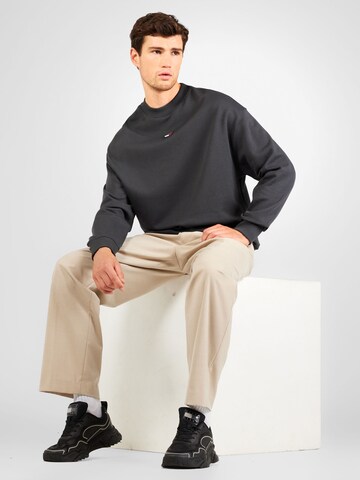 Tommy Jeans Bluzka sportowa w kolorze szary