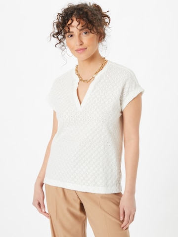 s.Oliver Blouse in White: front