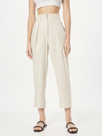 Stefanel Regular Pleat-Front Pants in White: front