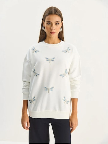 Felpa di Bianco Lucci in bianco: frontale