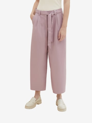 TOM TAILOR Loose fit Pleat-Front Pants in Purple: front