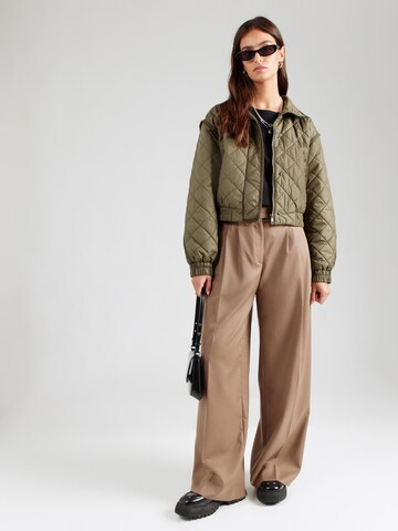 Veste mi-saison 'ONLMAI' ONLY en vert