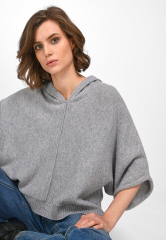 Pull-over include en gris