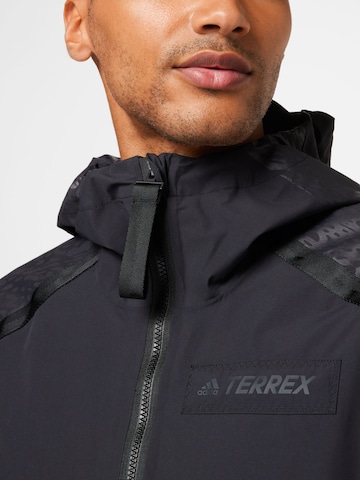 juoda ADIDAS TERREX Laisvalaikio striukė 'Utilitas Rain'