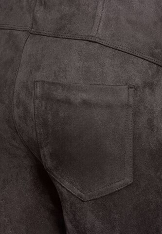 STREET ONE Slimfit Hose in Grau