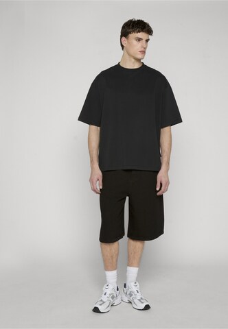 Prohibited T-Shirt in Schwarz